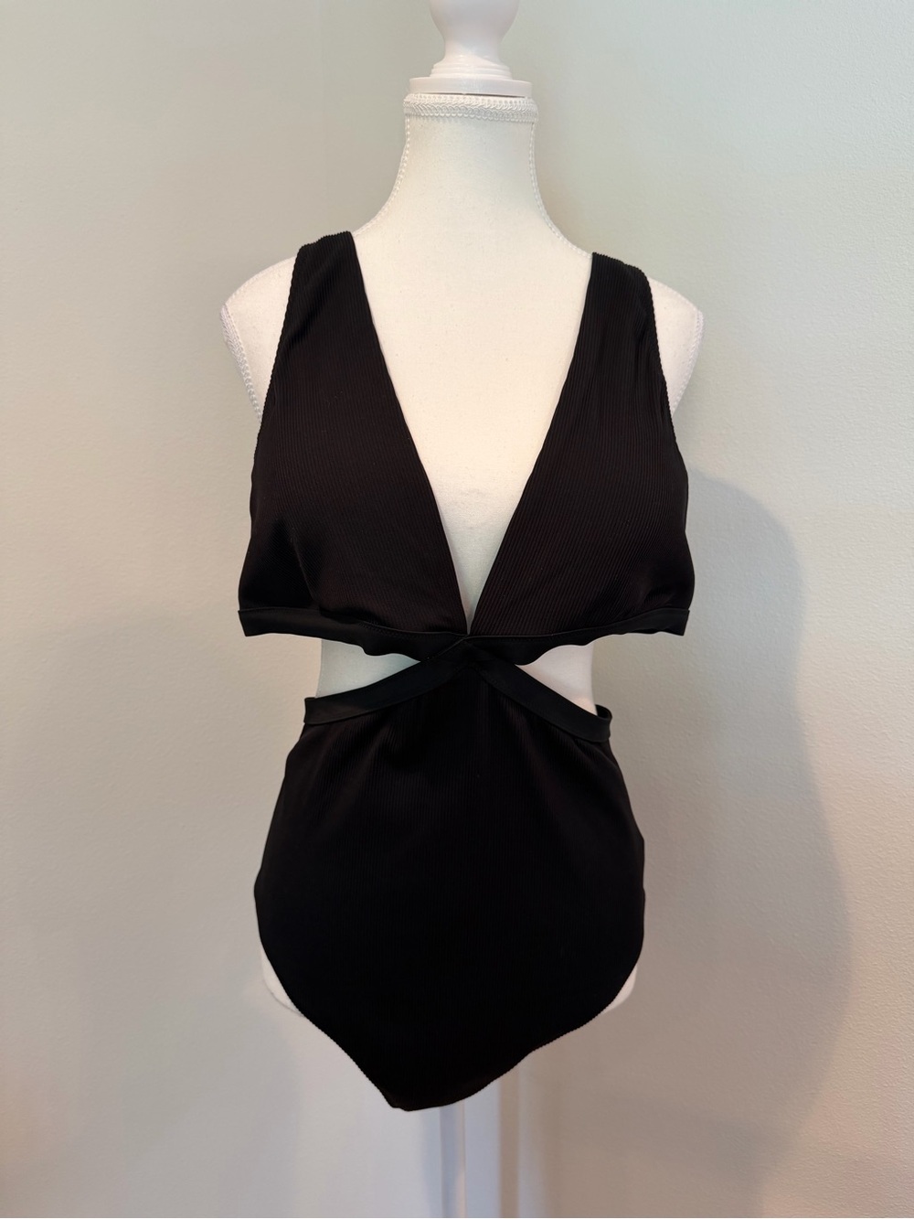 Aries NWT Black Cutout One-Piece Swimsuit - Sleek V-Neck Design